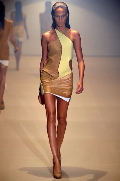 Look 23